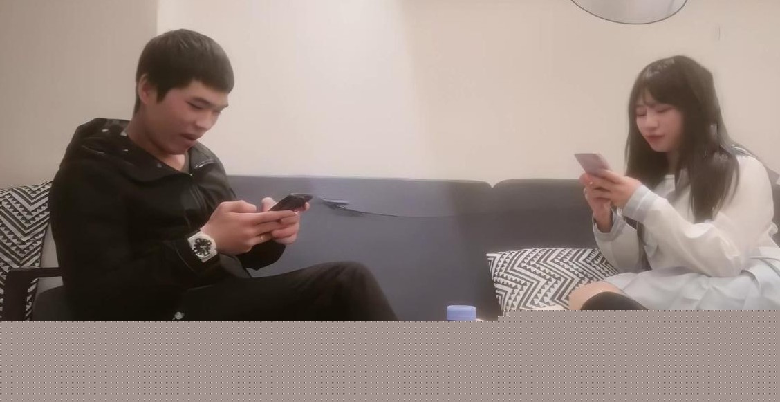 小东头探花回归约了个JK装萌妹子啪啪，特写口交穿上开档黑丝翘屁股猛操1